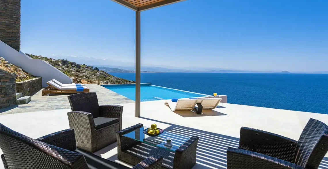 rent a luxury villa chania