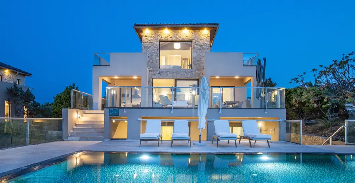 luxury villa for your holidays in chania