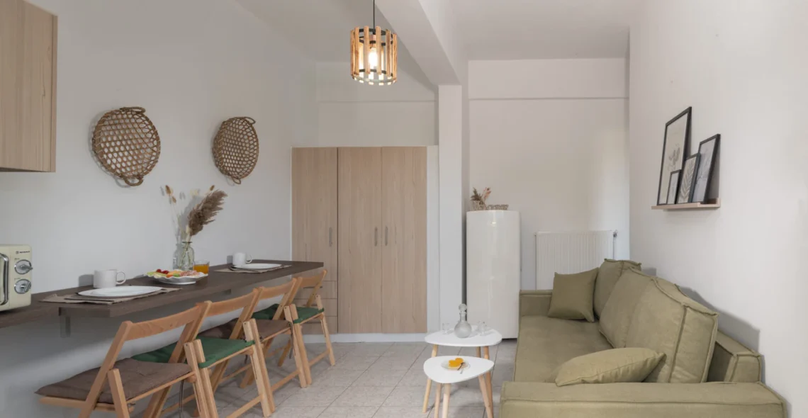 Mint Apartment: Open-plan Living room