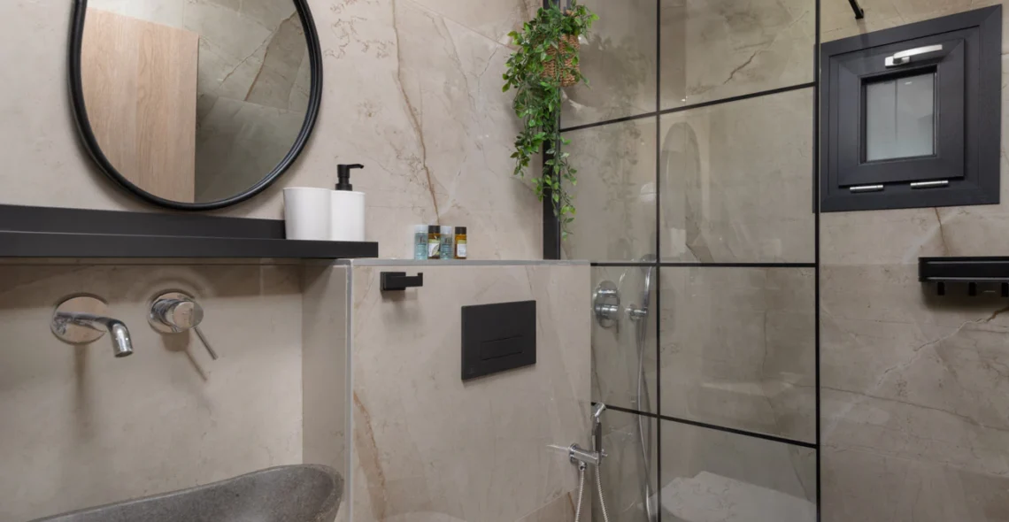 Oregano Apartment: Bathroom